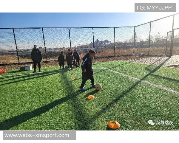 朝阳区室内足球热潮来袭打造全民健身新风尚与竞技乐趣